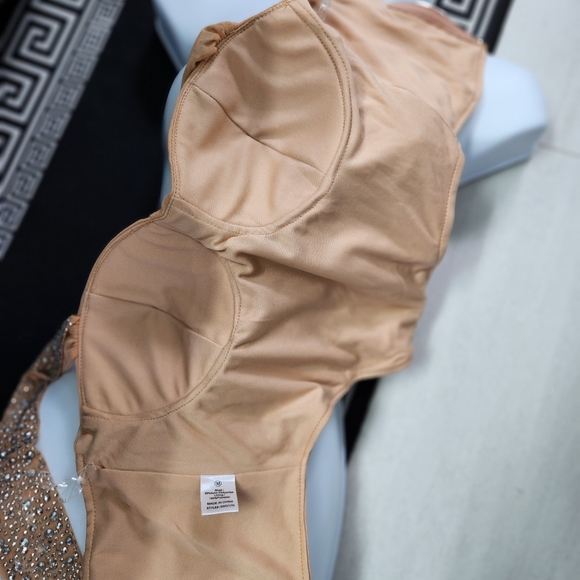 FASHION NOVA BUSTIER TOP . medium - Picture 5 of 5